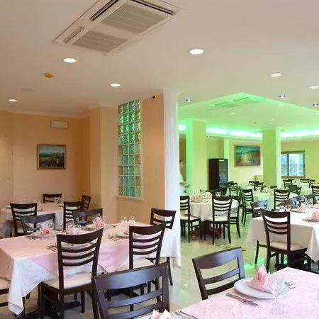 Cliffs Hotel