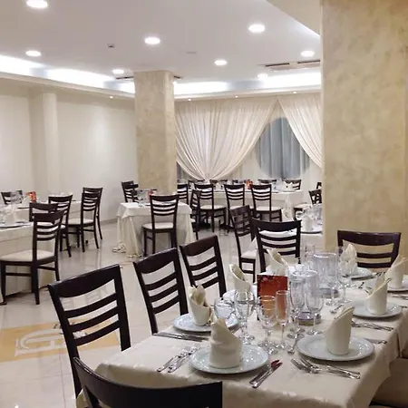 Cliffs Hotel 4*