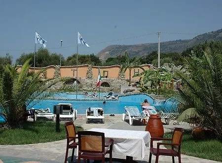 Cliffs فندق Joppolo